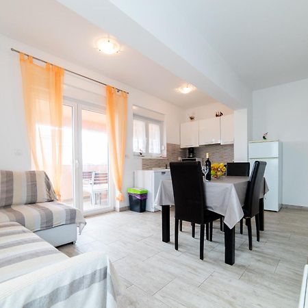 Mario Apartment Vir Bagian luar foto