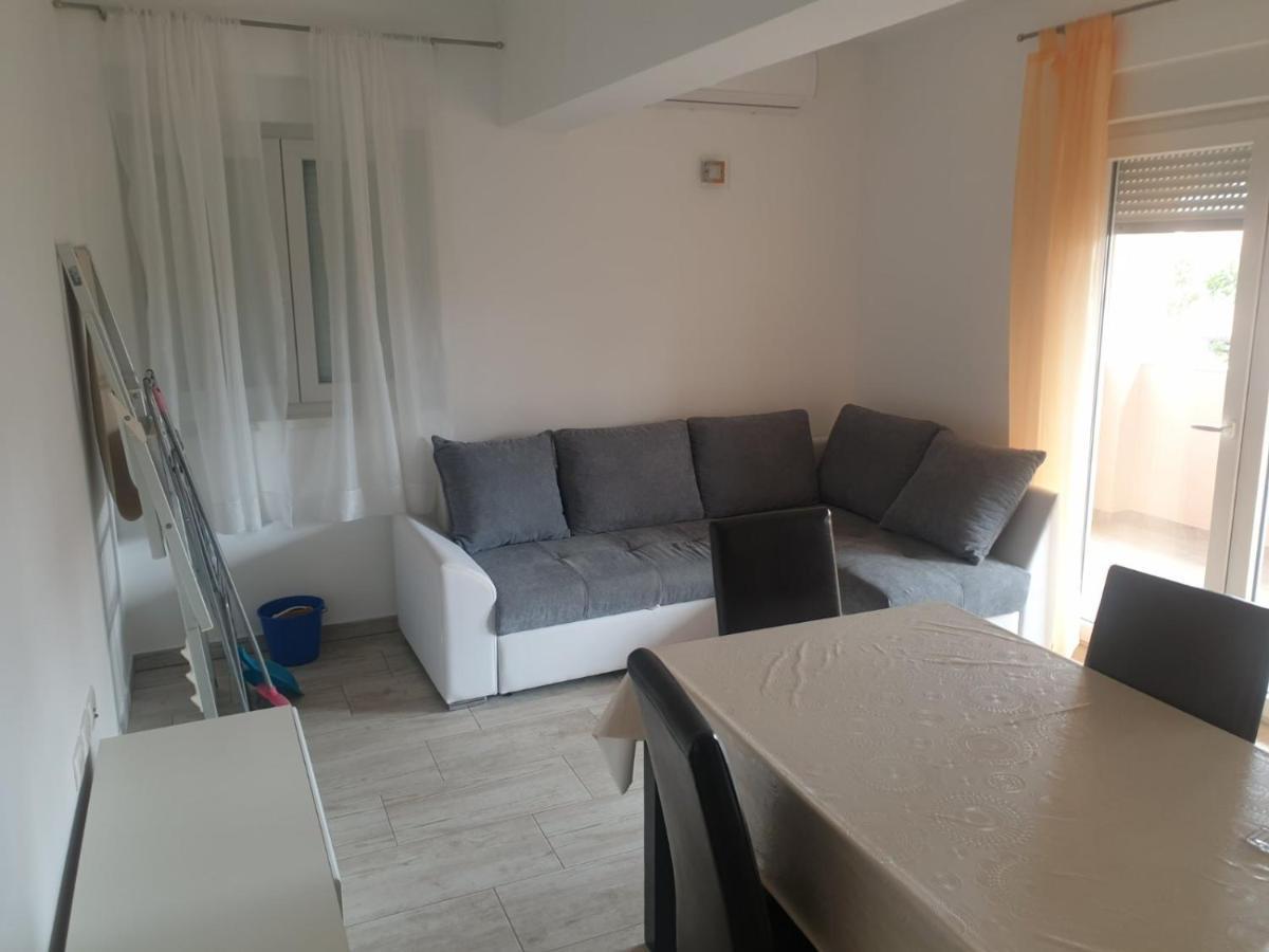 Mario Apartment Vir Bagian luar foto