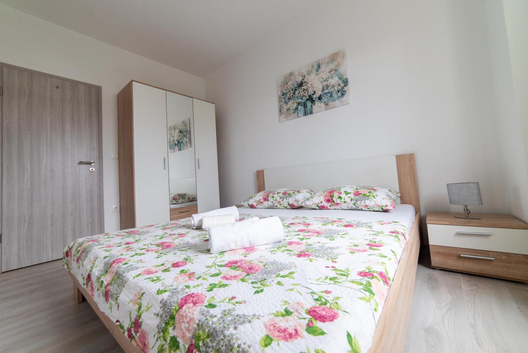 Mario Apartment Vir Bagian luar foto