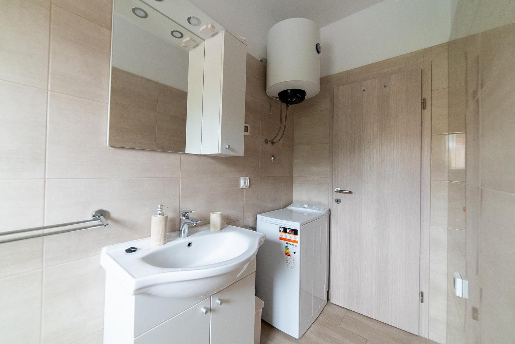 Mario Apartment Vir Bagian luar foto