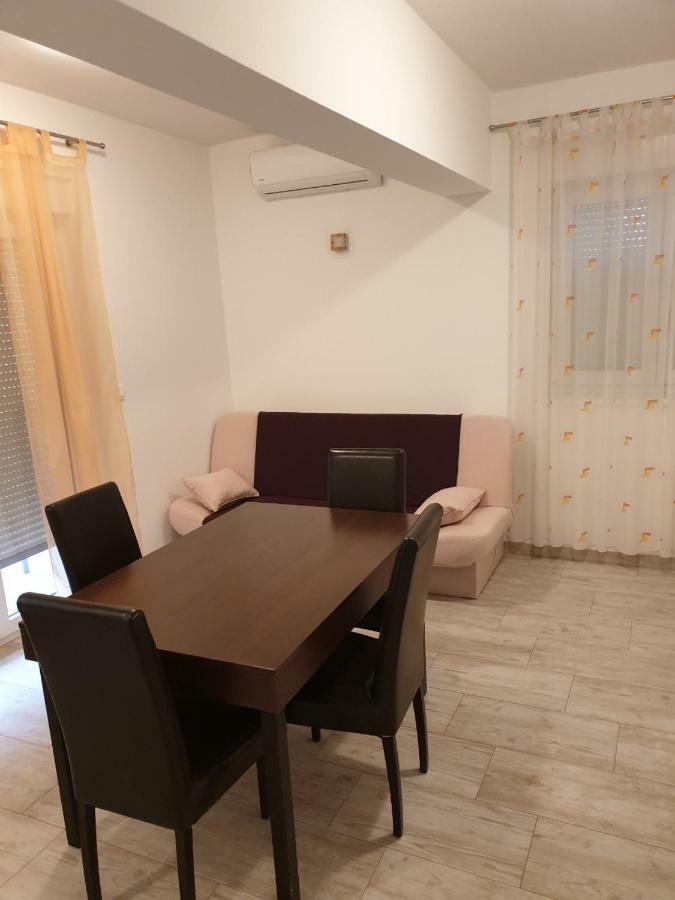 Mario Apartment Vir Bagian luar foto