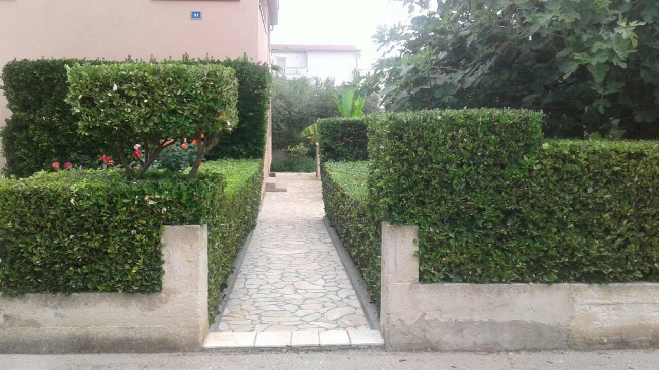 Mario Apartment Vir Bagian luar foto